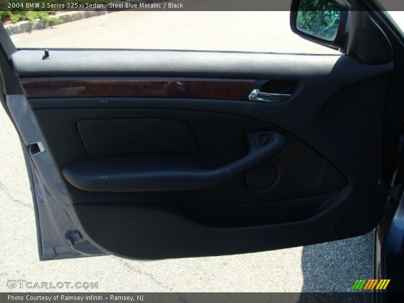 Steel Blue Metallic / Black 2004 BMW 3 Series 325xi Sedan