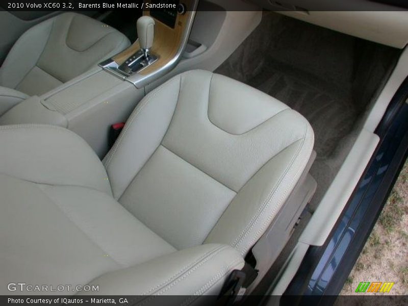  2010 XC60 3.2 Sandstone Interior