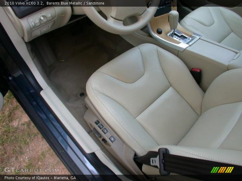  2010 XC60 3.2 Sandstone Interior
