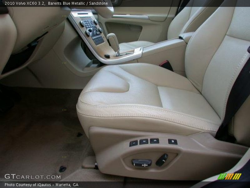Controls of 2010 XC60 3.2