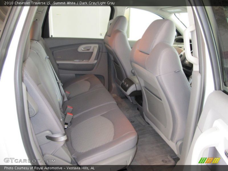Summit White / Dark Gray/Light Gray 2010 Chevrolet Traverse LS
