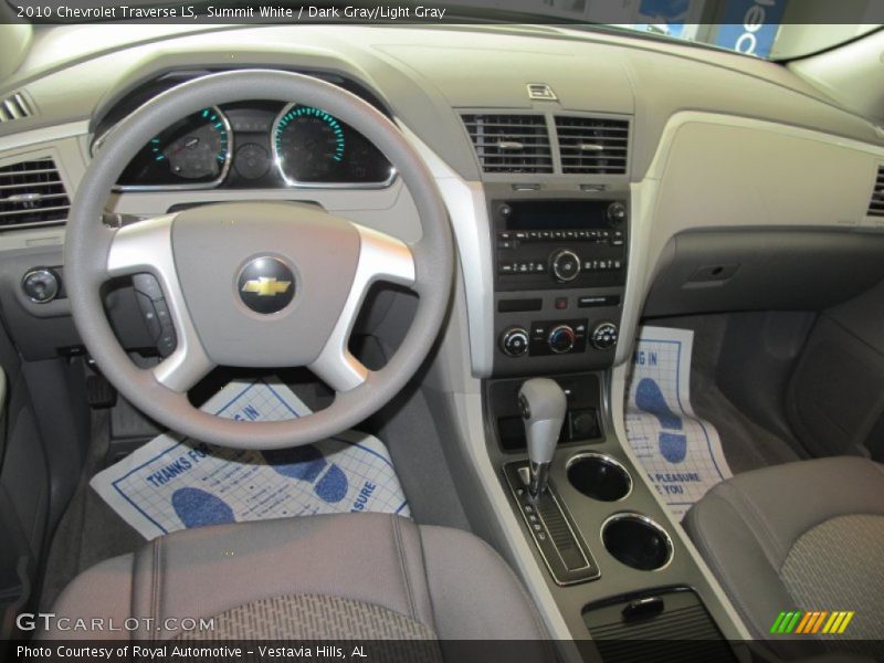Summit White / Dark Gray/Light Gray 2010 Chevrolet Traverse LS