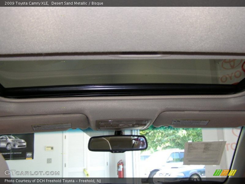 Desert Sand Metallic / Bisque 2009 Toyota Camry XLE