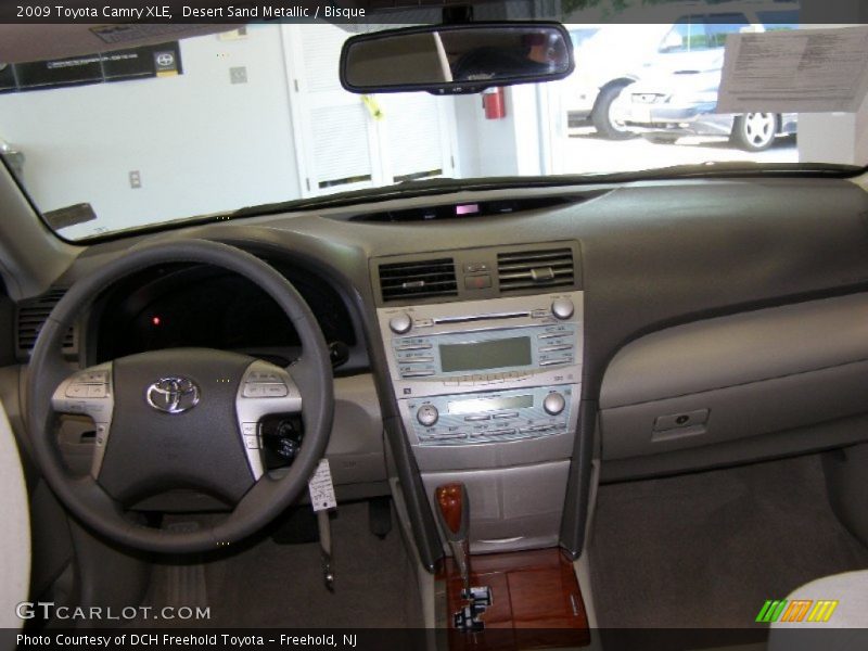 Desert Sand Metallic / Bisque 2009 Toyota Camry XLE