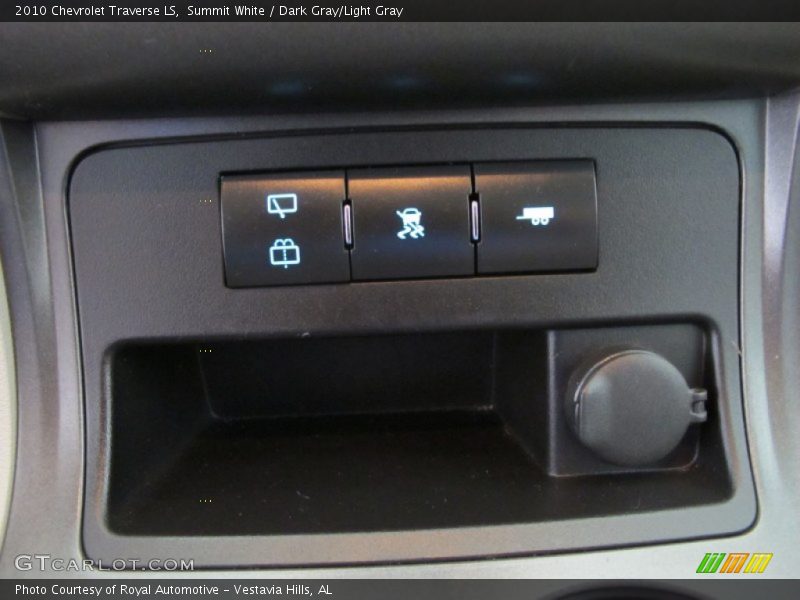 Summit White / Dark Gray/Light Gray 2010 Chevrolet Traverse LS