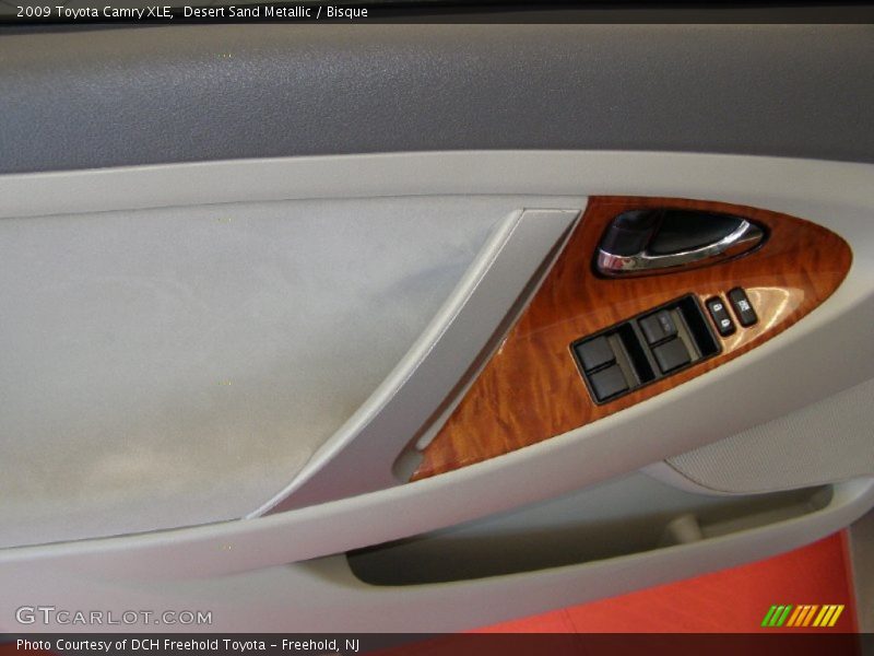 Desert Sand Metallic / Bisque 2009 Toyota Camry XLE