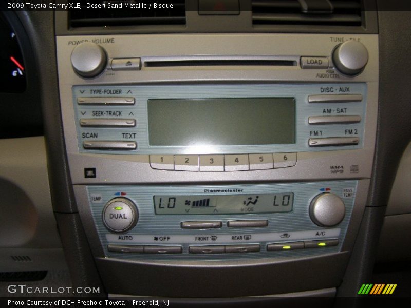 Desert Sand Metallic / Bisque 2009 Toyota Camry XLE