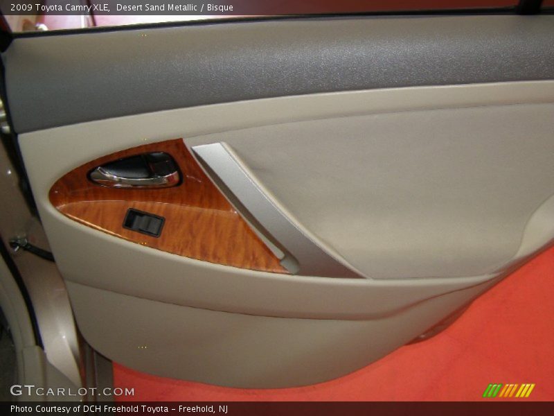 Desert Sand Metallic / Bisque 2009 Toyota Camry XLE