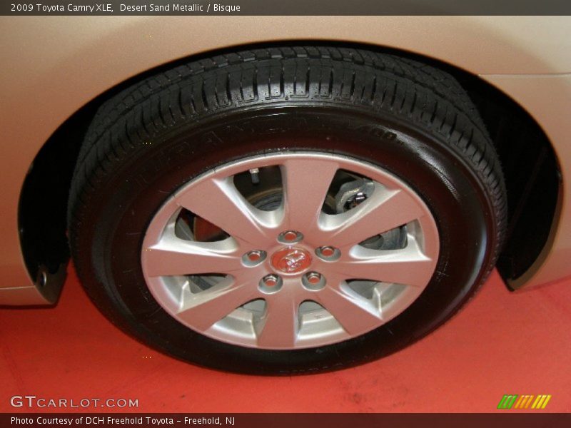 Desert Sand Metallic / Bisque 2009 Toyota Camry XLE