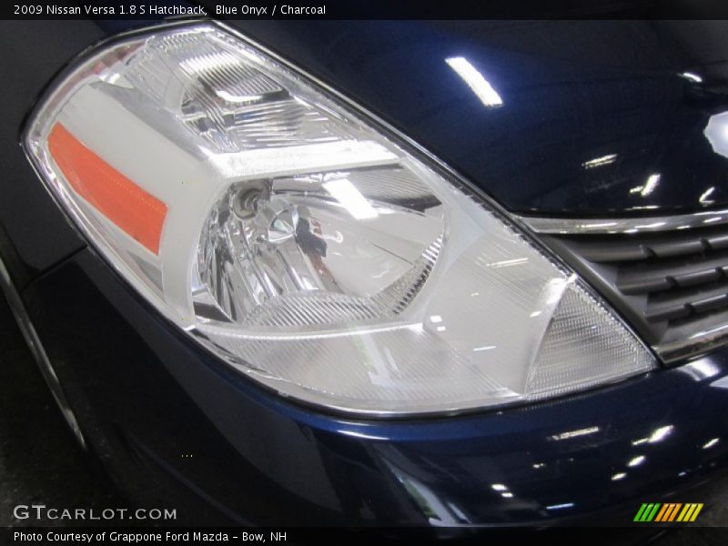 Blue Onyx / Charcoal 2009 Nissan Versa 1.8 S Hatchback