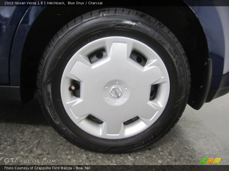Blue Onyx / Charcoal 2009 Nissan Versa 1.8 S Hatchback