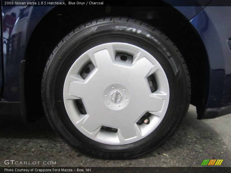 Blue Onyx / Charcoal 2009 Nissan Versa 1.8 S Hatchback