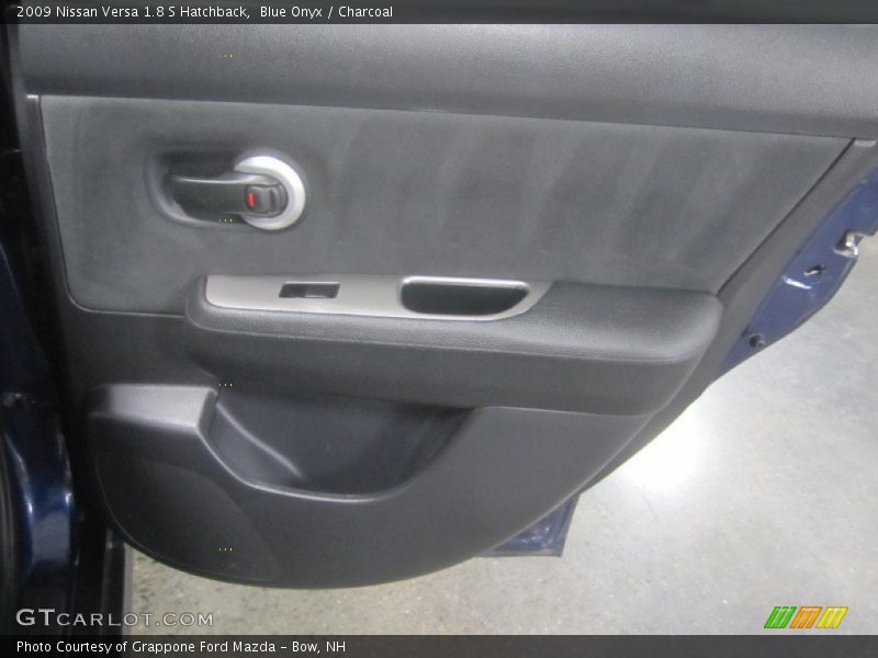 Blue Onyx / Charcoal 2009 Nissan Versa 1.8 S Hatchback