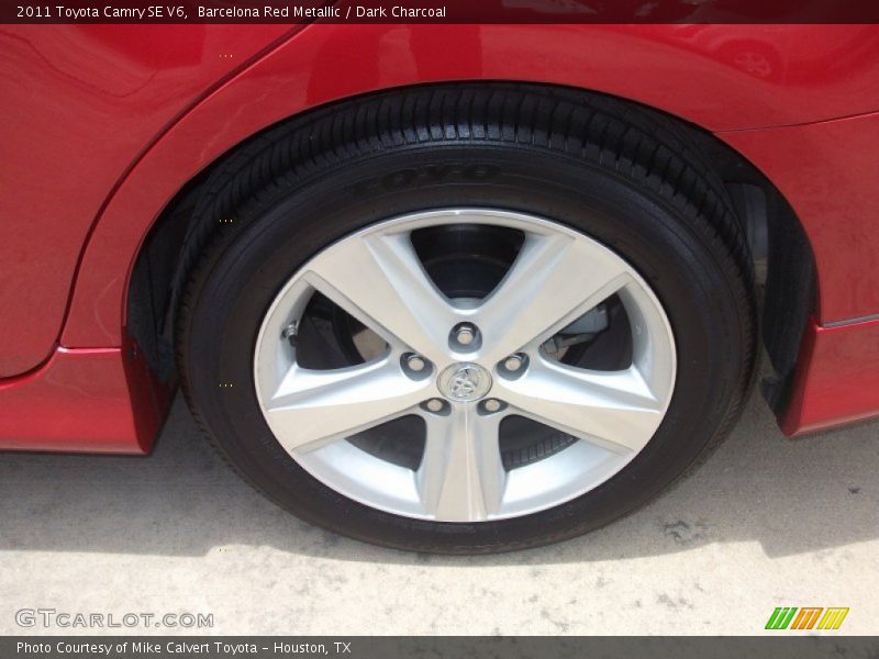 Barcelona Red Metallic / Dark Charcoal 2011 Toyota Camry SE V6