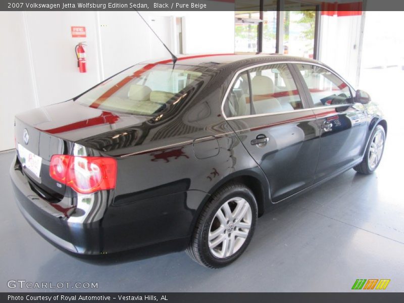 Black / Pure Beige 2007 Volkswagen Jetta Wolfsburg Edition Sedan