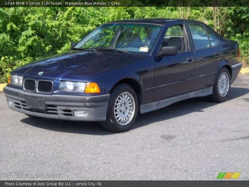 Malediven Blue Metallic / Grey 1994 BMW 3 Series 318i Sedan