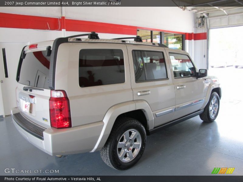 Bright Silver Metallic / Khaki 2007 Jeep Commander Limited 4x4