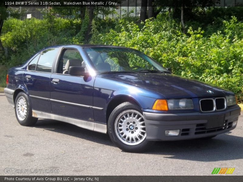 Malediven Blue Metallic / Grey 1994 BMW 3 Series 318i Sedan