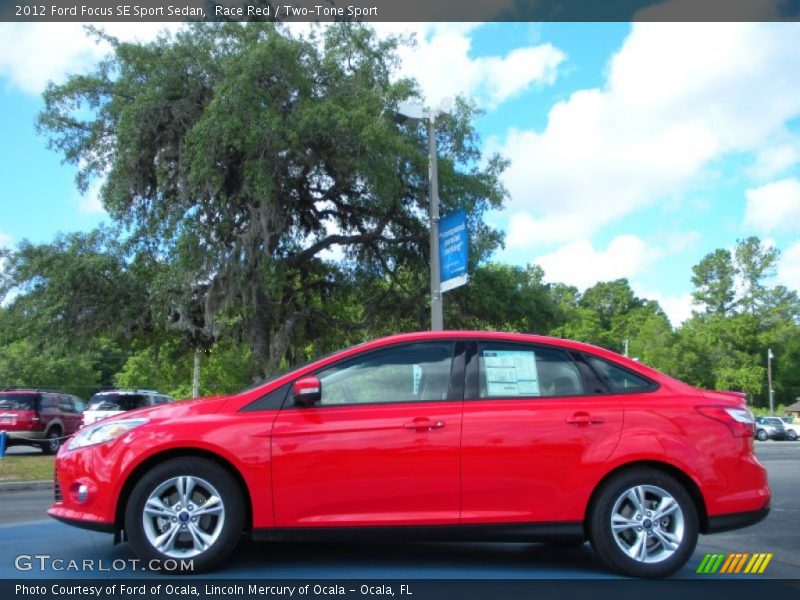 Race Red / Two-Tone Sport 2012 Ford Focus SE Sport Sedan