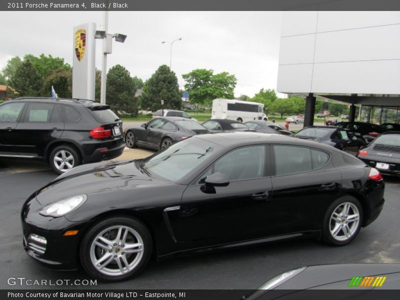 Black / Black 2011 Porsche Panamera 4