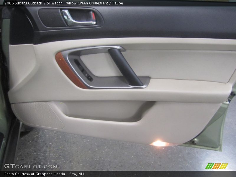 Willow Green Opalescent / Taupe 2006 Subaru Outback 2.5i Wagon
