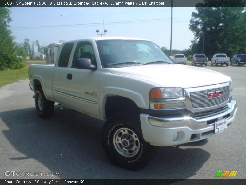 Summit White / Dark Charcoal 2007 GMC Sierra 2500HD Classic SLE Extended Cab 4x4