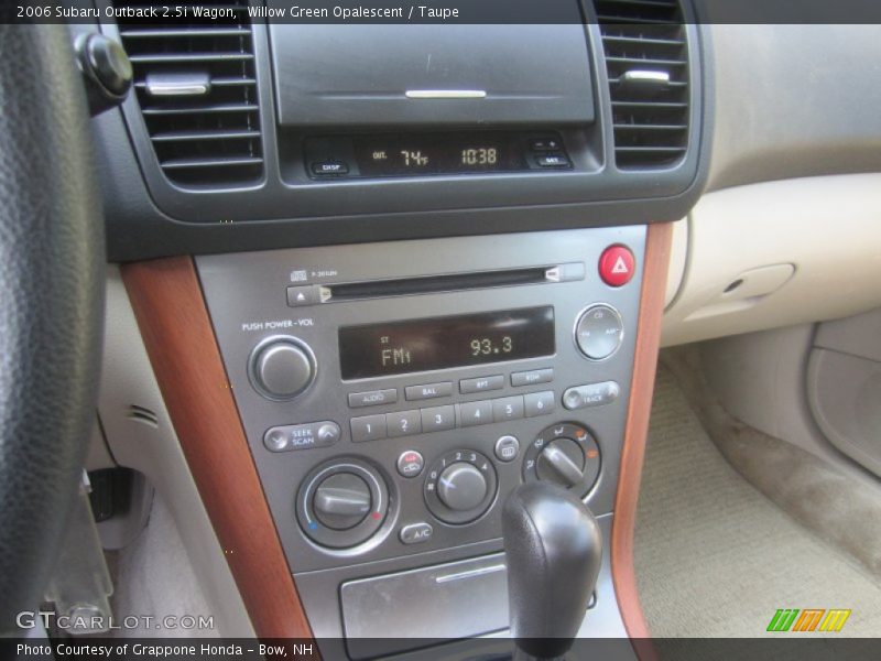 Willow Green Opalescent / Taupe 2006 Subaru Outback 2.5i Wagon