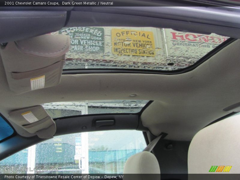 Sunroof of 2001 Camaro Coupe