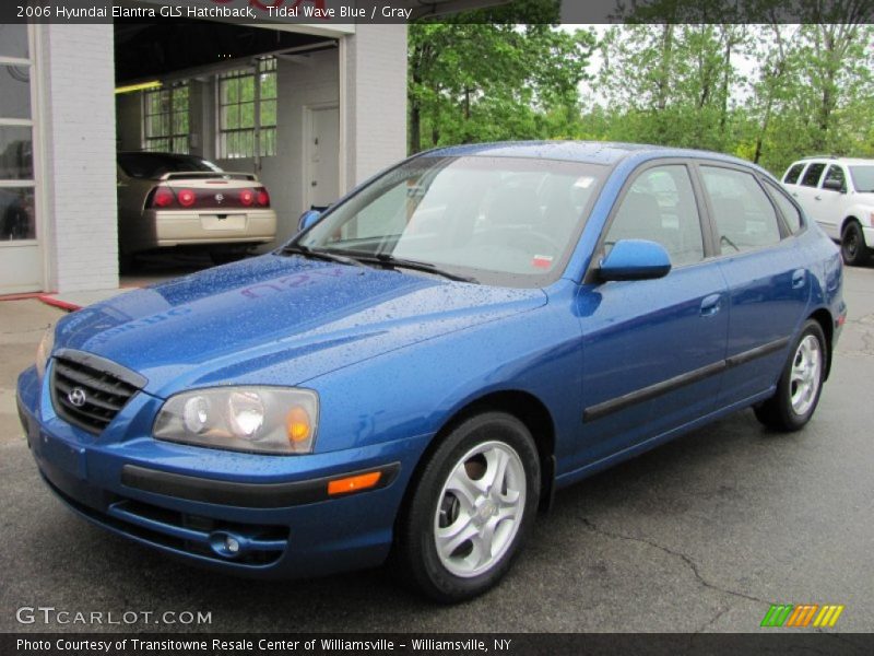 Front 3/4 View of 2006 Elantra GLS Hatchback