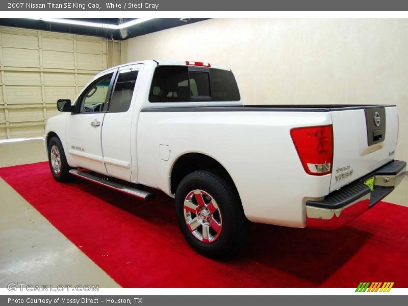 White / Steel Gray 2007 Nissan Titan SE King Cab