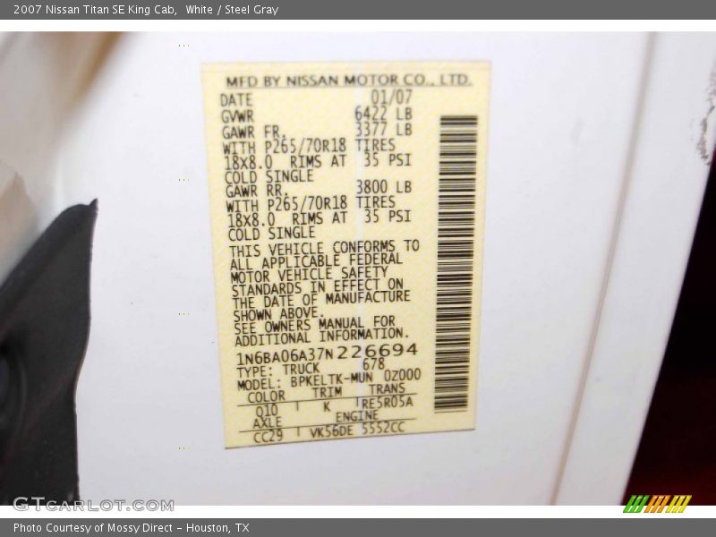 White / Steel Gray 2007 Nissan Titan SE King Cab
