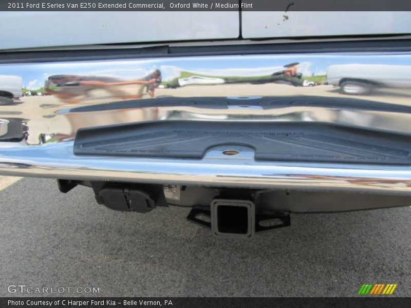 Oxford White / Medium Flint 2011 Ford E Series Van E250 Extended Commercial