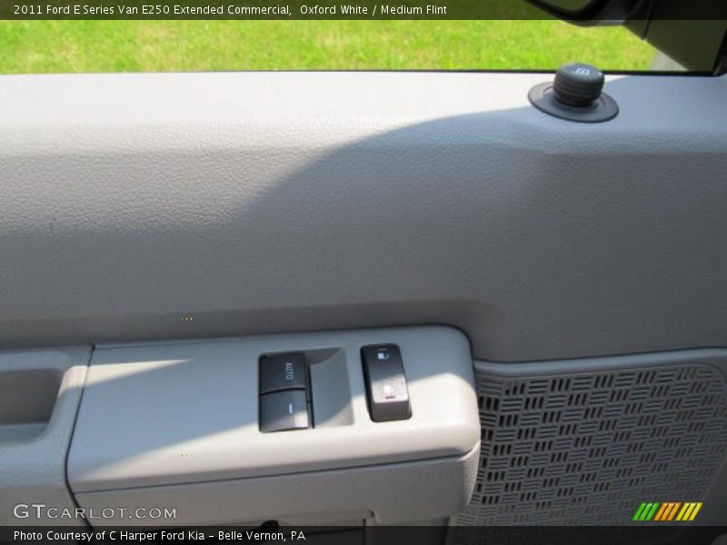 Oxford White / Medium Flint 2011 Ford E Series Van E250 Extended Commercial