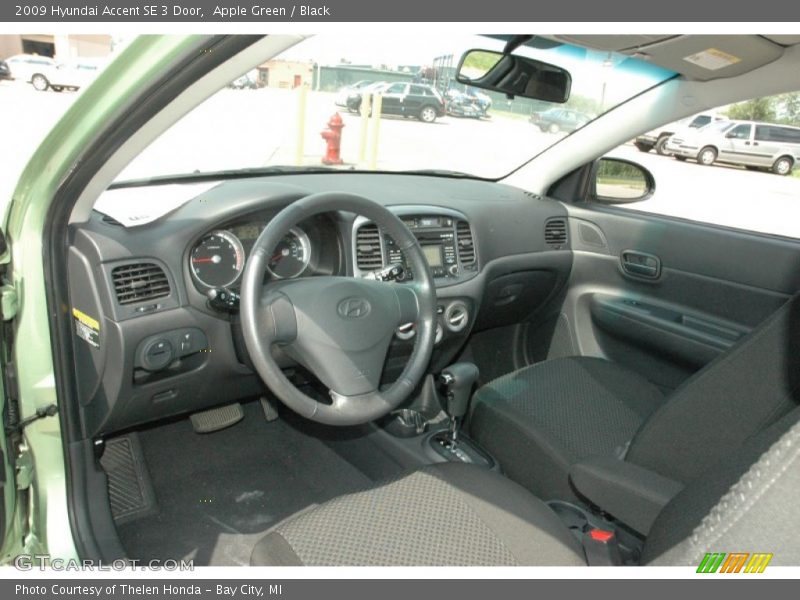  2009 Accent SE 3 Door Black Interior