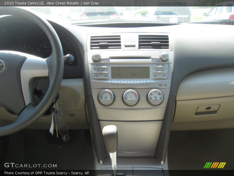 Aloe Green Metallic / Ash Gray 2010 Toyota Camry LE
