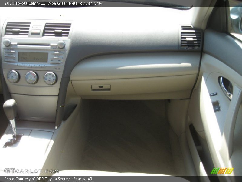 Aloe Green Metallic / Ash Gray 2010 Toyota Camry LE