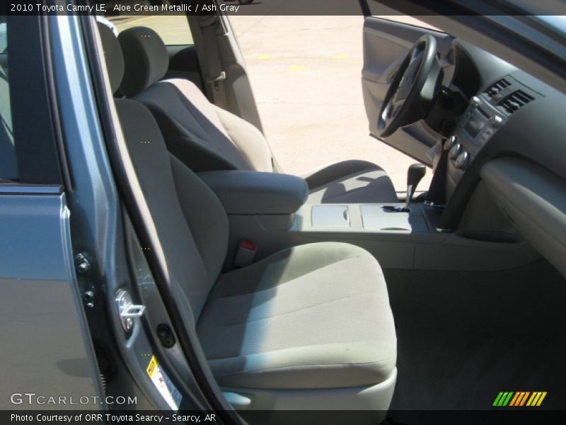 Aloe Green Metallic / Ash Gray 2010 Toyota Camry LE
