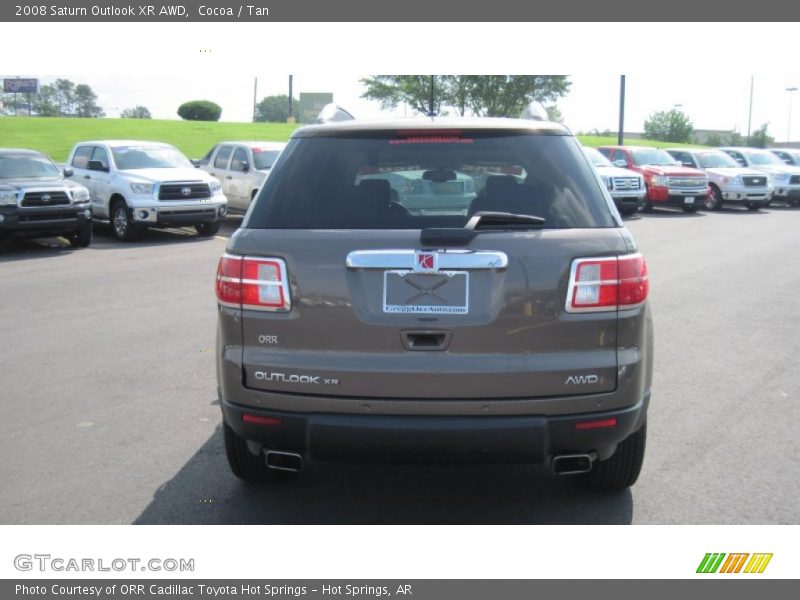 Cocoa / Tan 2008 Saturn Outlook XR AWD