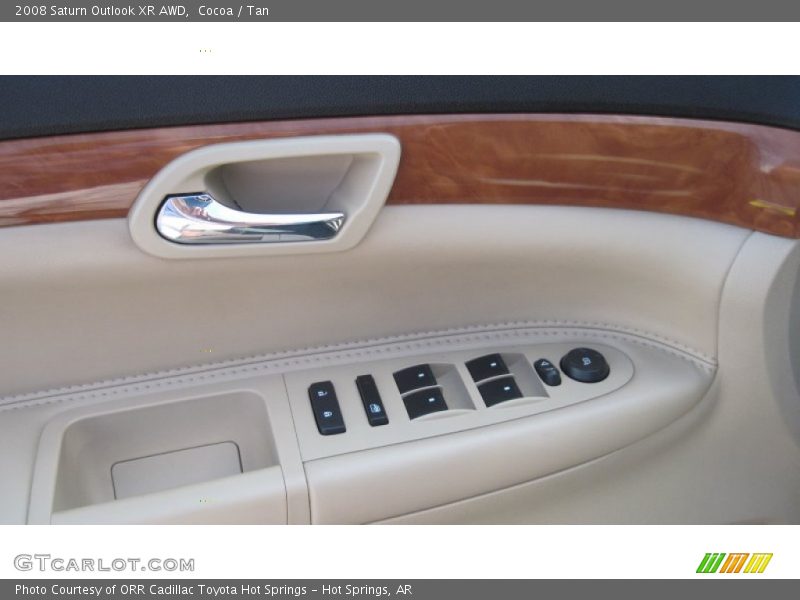 Cocoa / Tan 2008 Saturn Outlook XR AWD