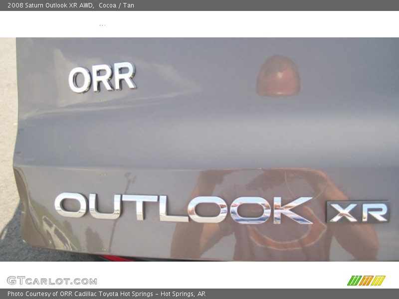 Cocoa / Tan 2008 Saturn Outlook XR AWD