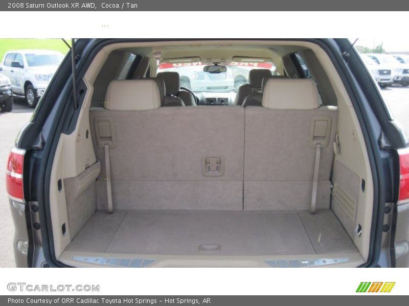 Cocoa / Tan 2008 Saturn Outlook XR AWD