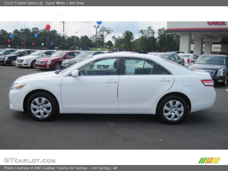 Super White / Ash Gray 2010 Toyota Camry LE
