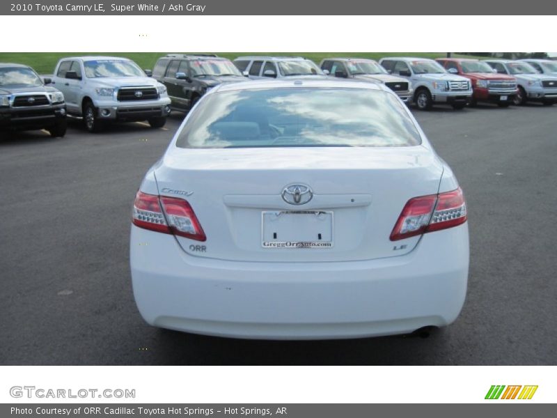 Super White / Ash Gray 2010 Toyota Camry LE