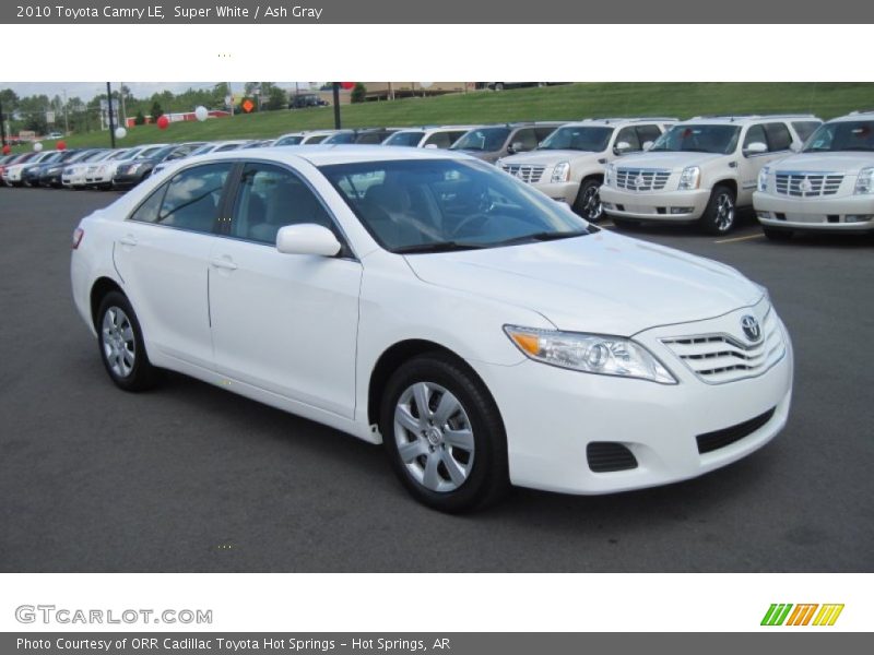 Super White / Ash Gray 2010 Toyota Camry LE