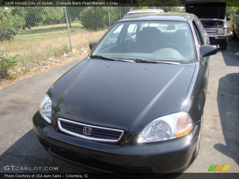 Granada Black Pearl Metallic / Gray 1996 Honda Civic LX Sedan