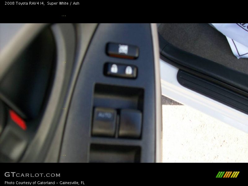 Super White / Ash 2008 Toyota RAV4 I4