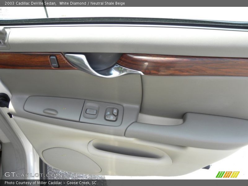 White Diamond / Neutral Shale Beige 2003 Cadillac DeVille Sedan