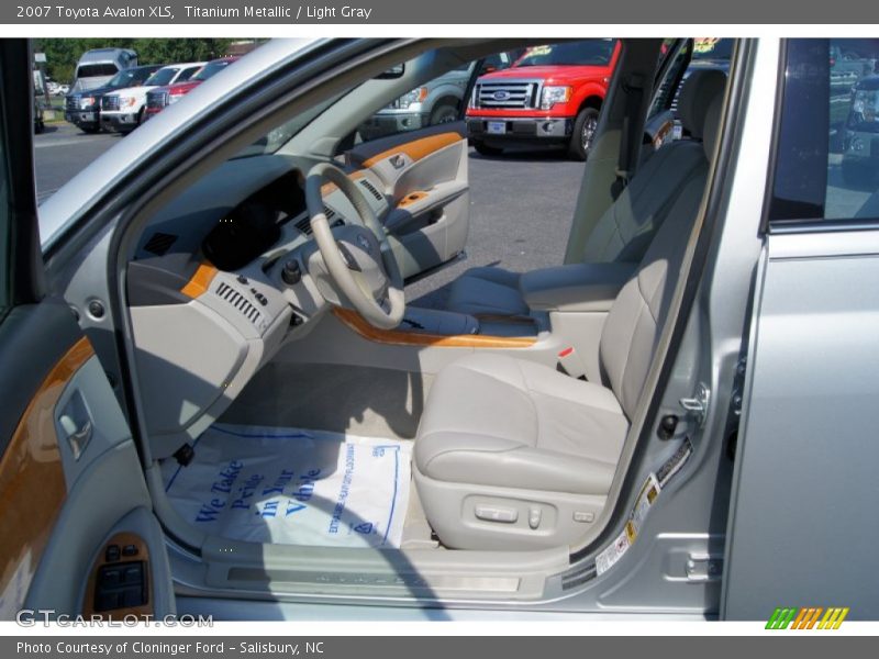 Titanium Metallic / Light Gray 2007 Toyota Avalon XLS