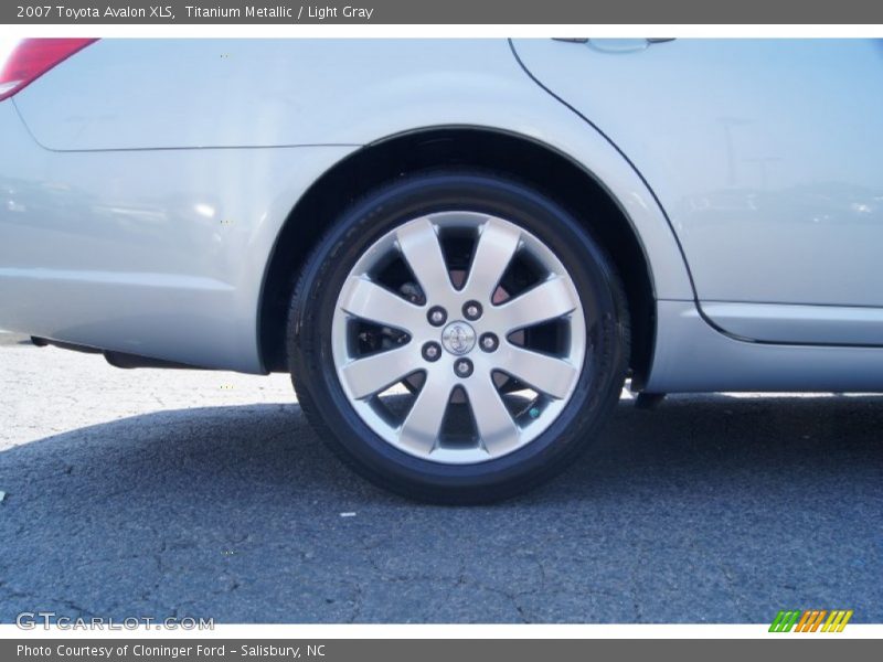 Titanium Metallic / Light Gray 2007 Toyota Avalon XLS