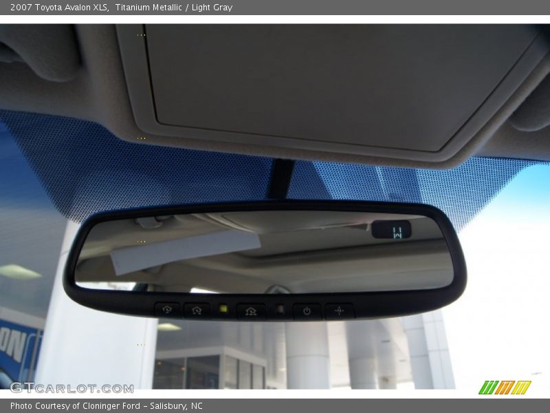 Titanium Metallic / Light Gray 2007 Toyota Avalon XLS